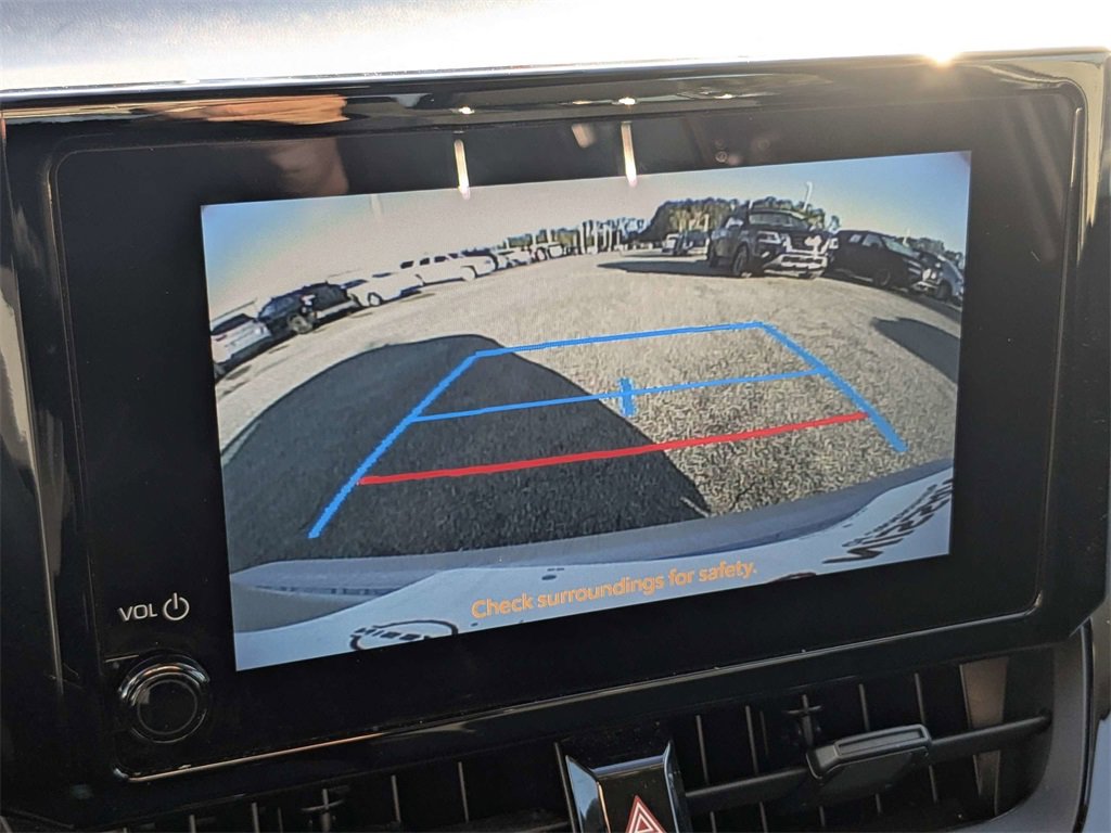 Used 2025 Toyota Corolla LE image 19