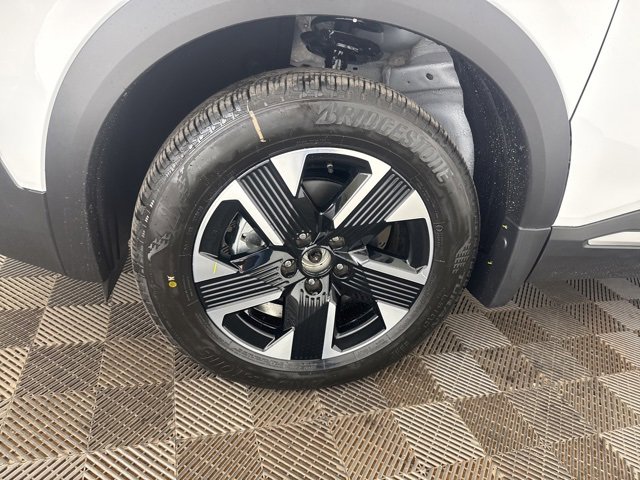 New 2026 Nissan Kicks SV w/ SV Premium Package image 27