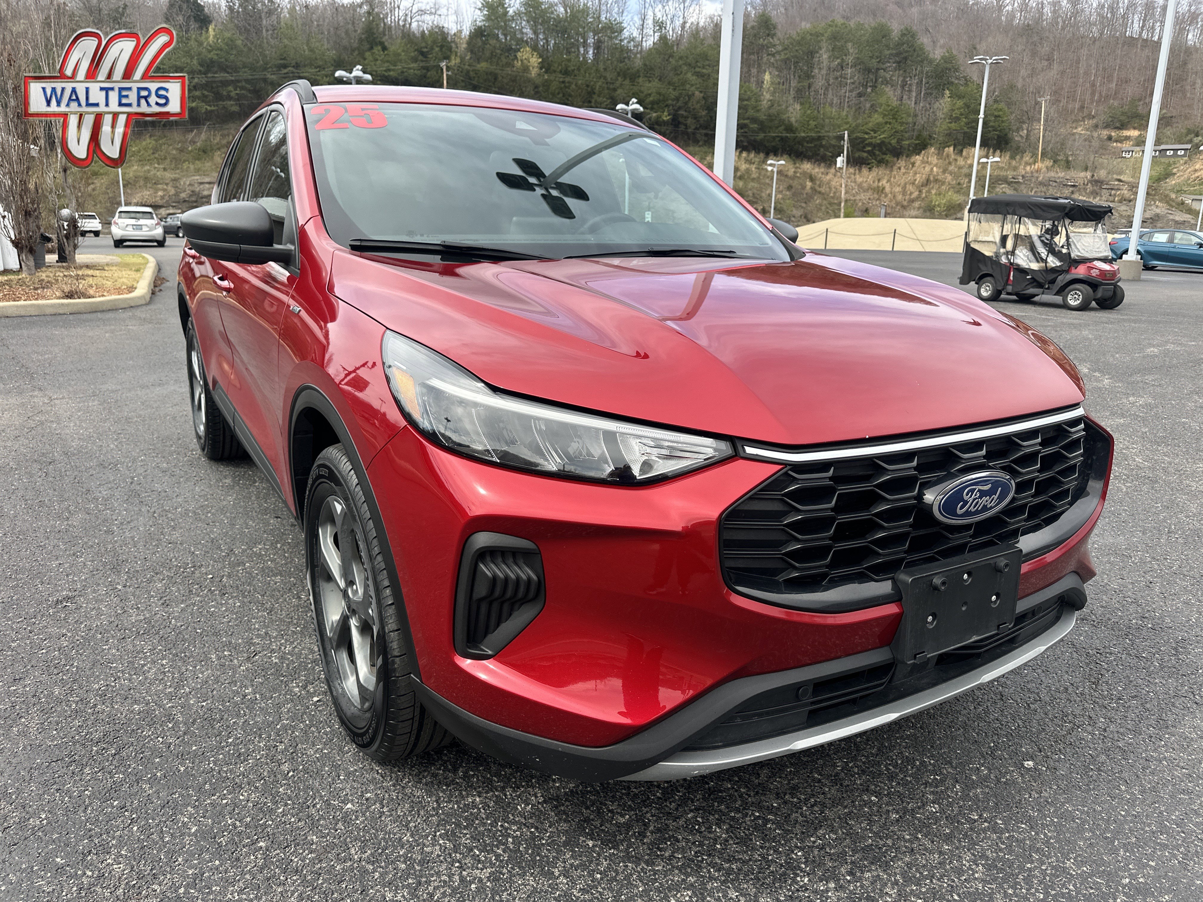 Used 2025 Ford Escape ST-Line image 1