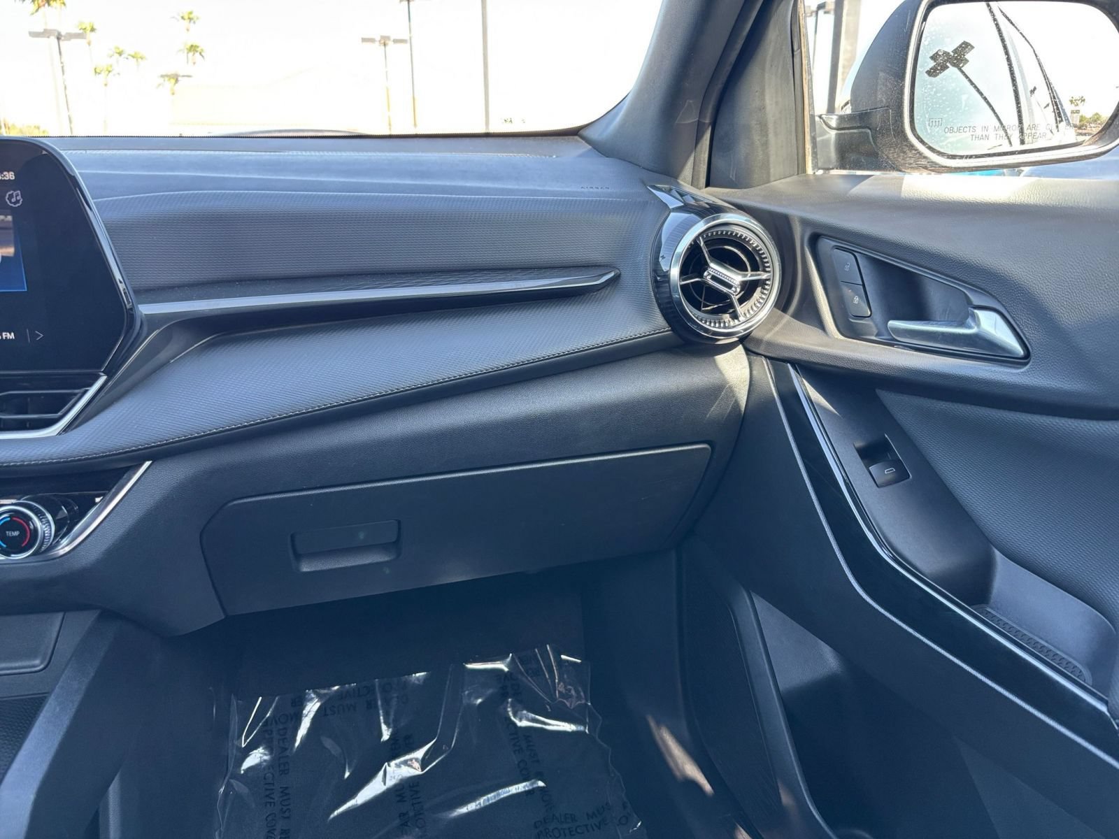 Used 2025 Chevrolet Equinox LT FWD image 35