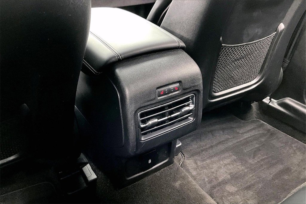 Used 2022 Lincoln Corsair AWD w/ Equipment Group 101A image 33