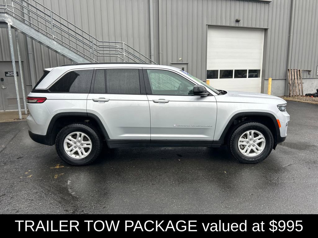 Used 2024 Jeep Grand Cherokee Laredo w/ Luxury Tech Group I AWD/4WD video 2