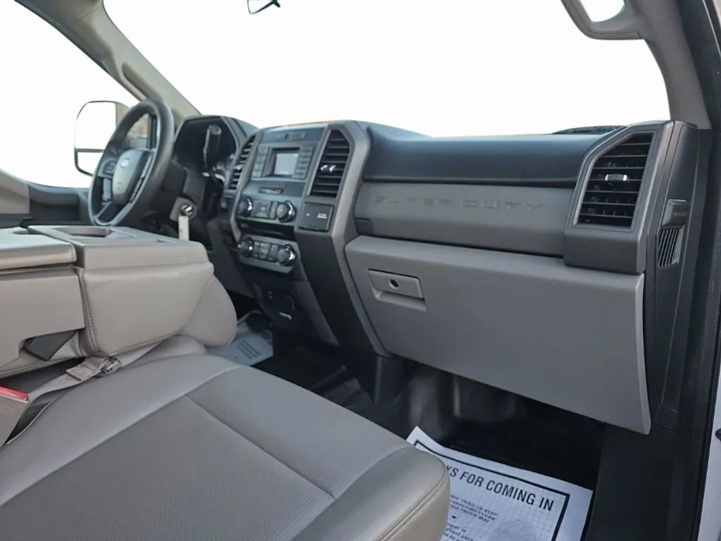 Used 2018 Ford F250 XL w/ Power Equipment Group image 16