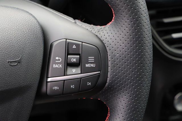 Used 2025 Ford Escape ST-Line Elite w/ Premium Technology Package image 26