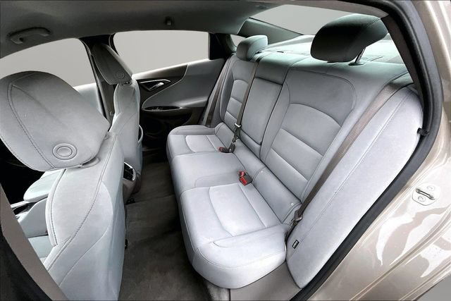 Used 2025 Chevrolet Malibu LT FWD image 26
