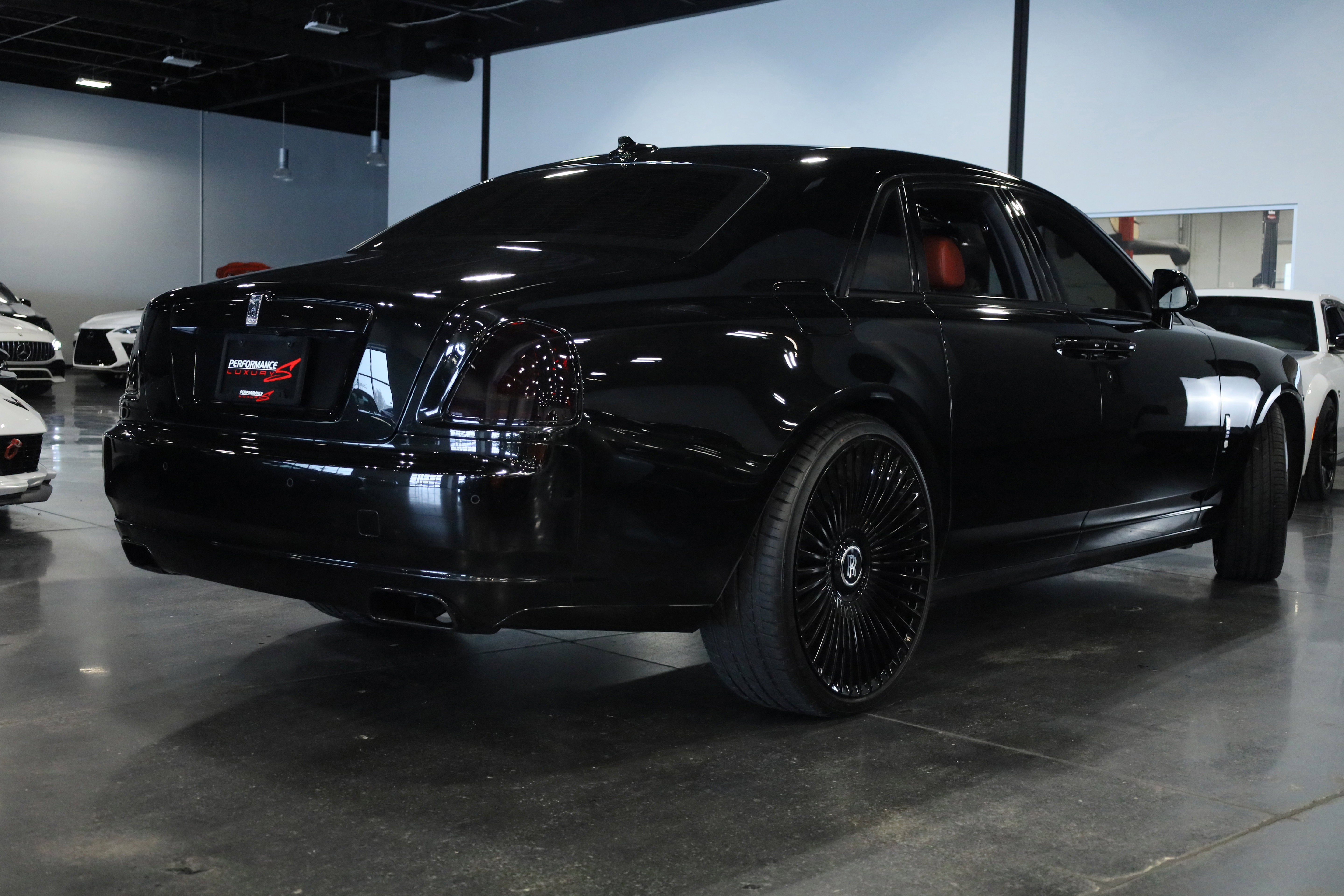 Used 2017 Rolls-Royce Ghost image 6