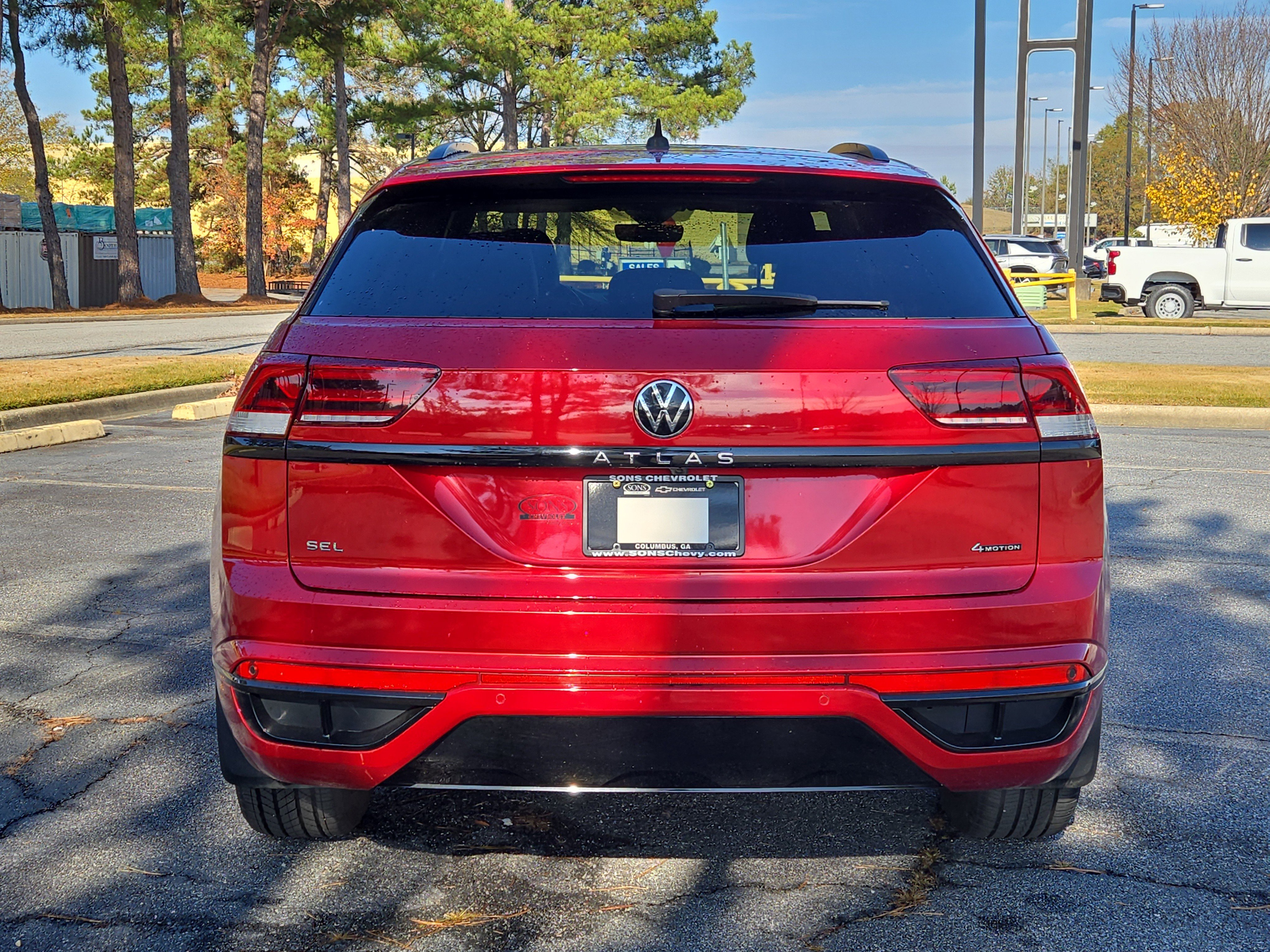 Used 2023 Volkswagen Atlas Cross Sport SEL R-Line image 10