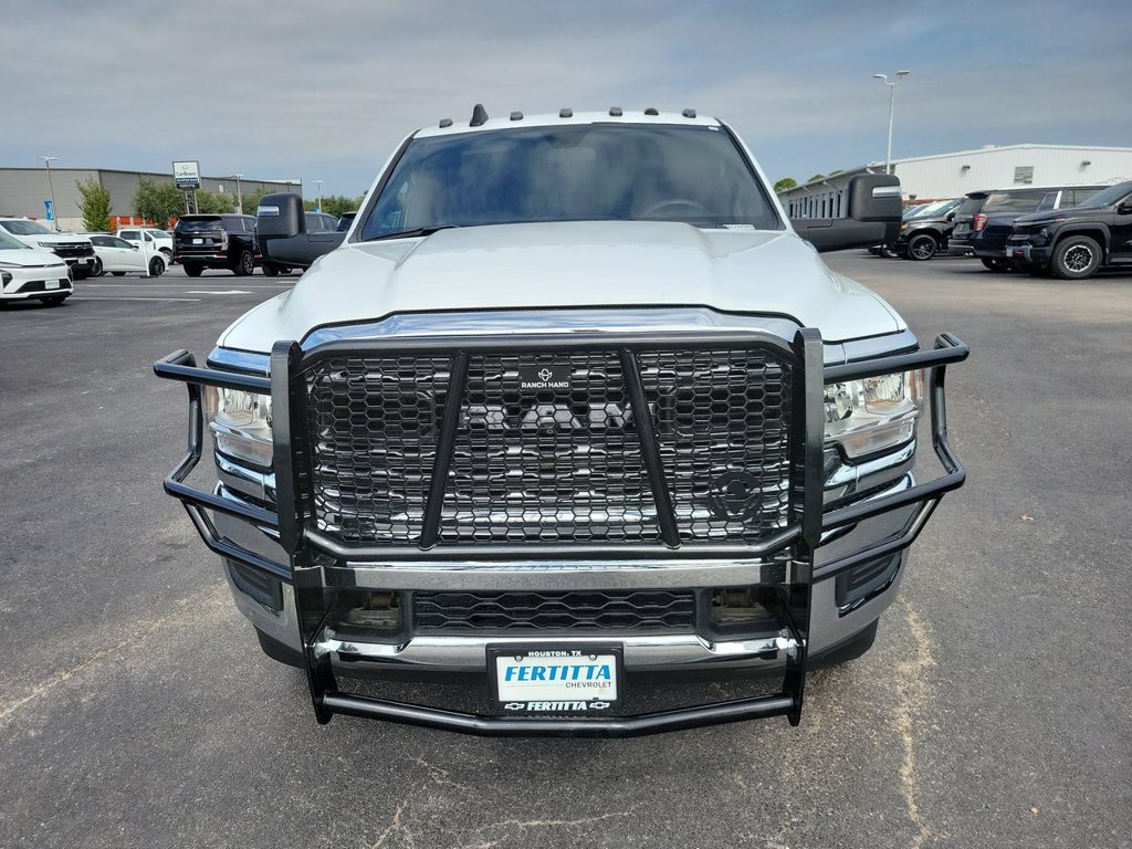 Used 2024 RAM 2500 Tradesman w/ Chrome Appearance Group AWD/4WD image 17