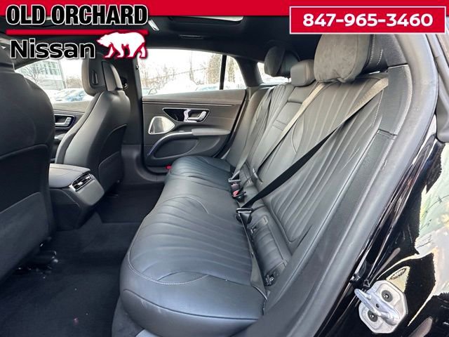 Used 2022 Mercedes-Benz EQS 580 4MATIC Sedan image 13
