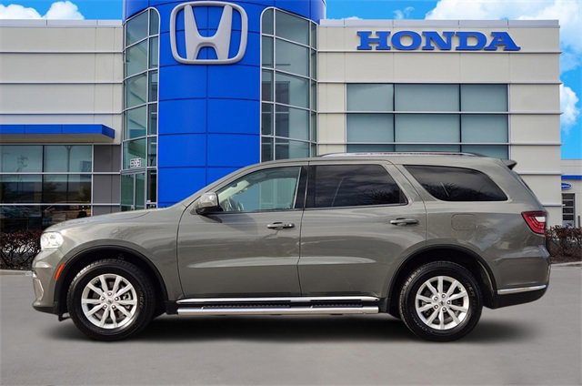 Used 2021 Dodge Durango SXT image 3