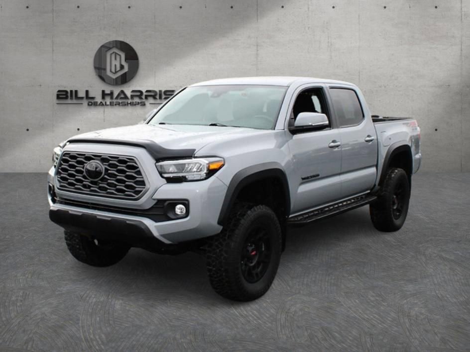 Used 2021 Toyota Tacoma TRD Off-Road w/ Technology Package AWD/4WD image 1