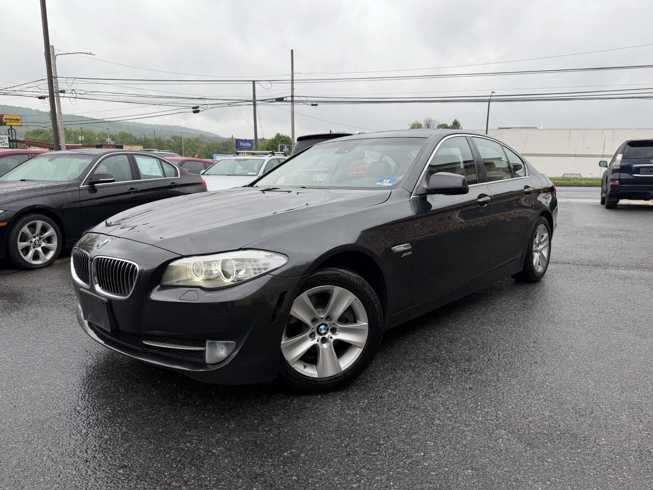 Used 2012 BMW 528i xDrive Sedan AWD/4WD image 2