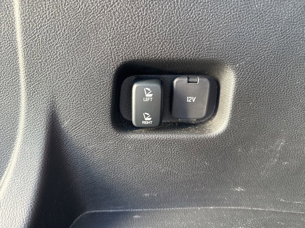 Used 2024 Ford Edge SEL w/ Convenience Package image 7