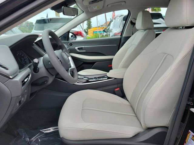 Certified 2023 Hyundai Sonata SEL w/ Cargo Package FWD image 7
