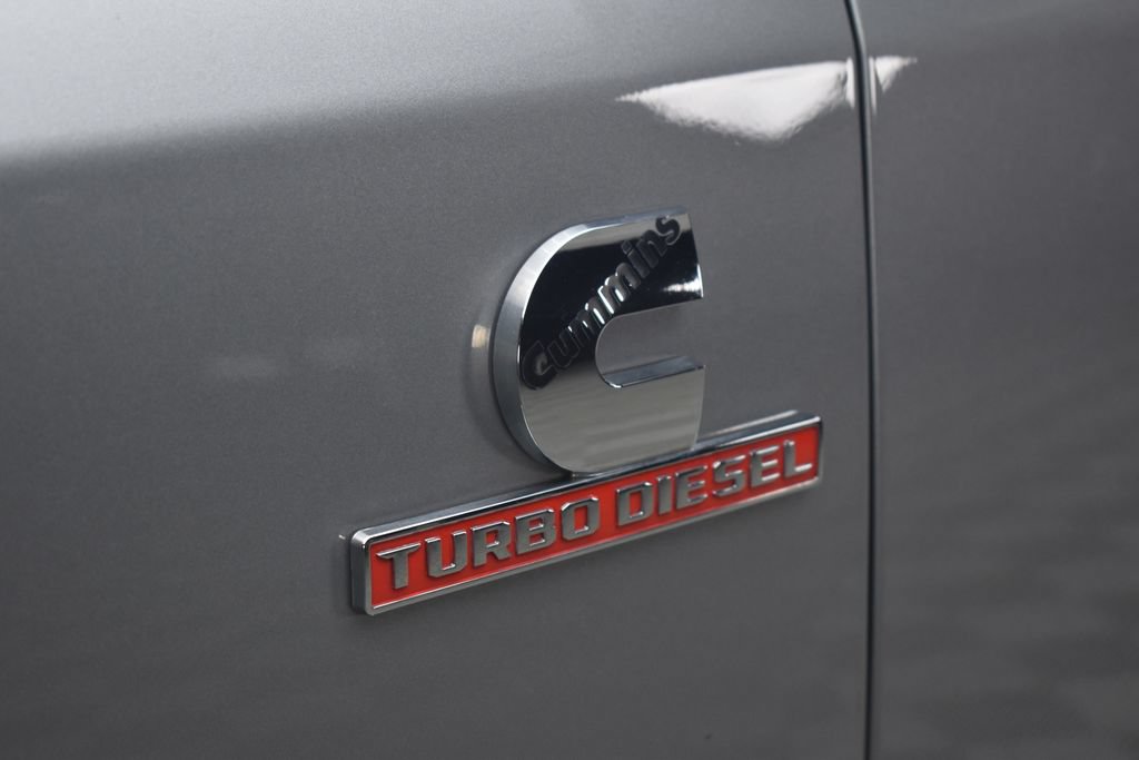 Used 2024 RAM 2500 Tradesman w/ Chrome Appearance Group AWD/4WD image 17