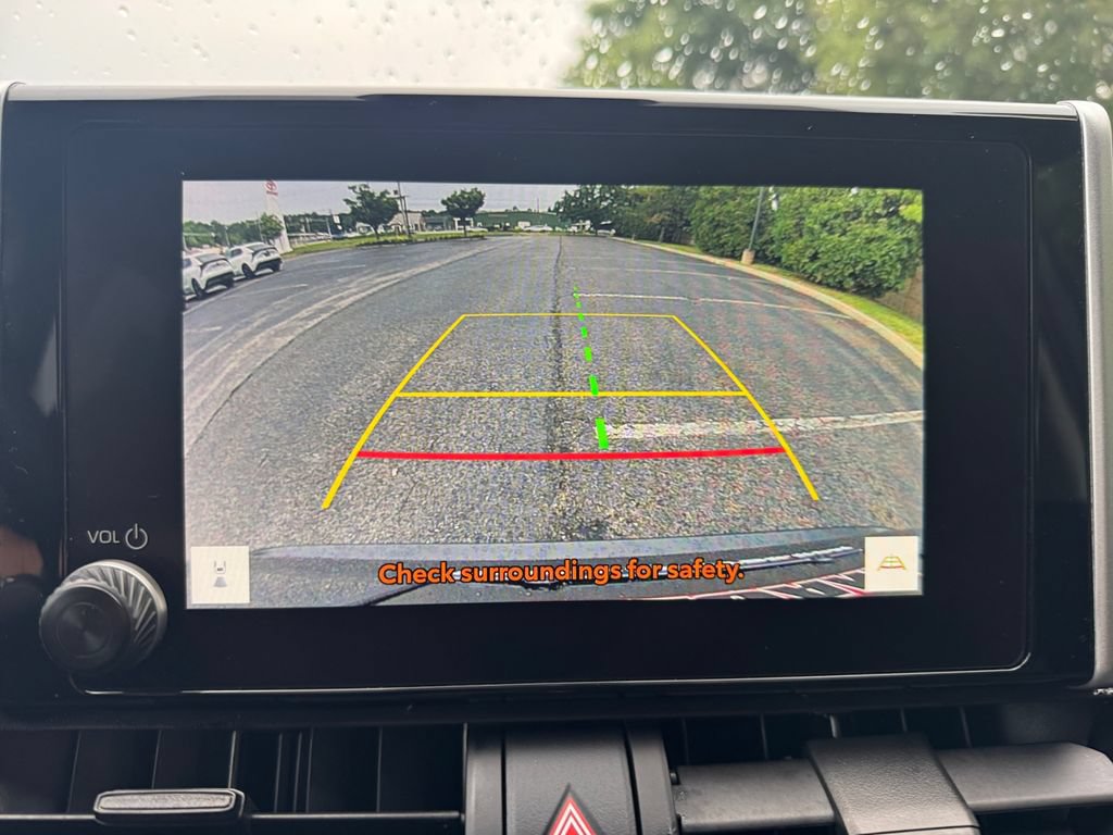Used 2025 Toyota RAV4 LE AWD/4WD image 24