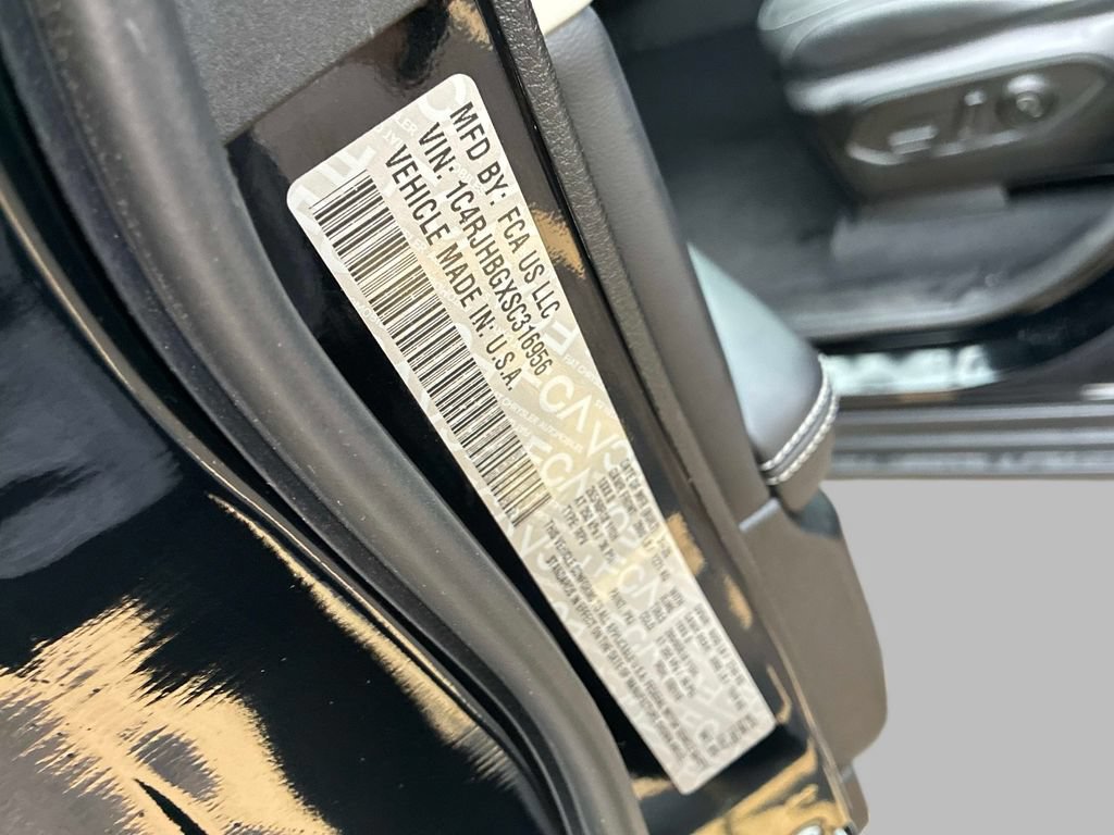 Certified 2025 Jeep Grand Cherokee Limited AWD/4WD image 23