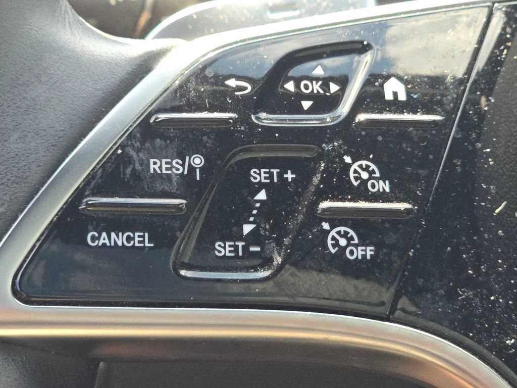 Used 2023 Mercedes-Benz E 350 4MATIC Sedan image 36