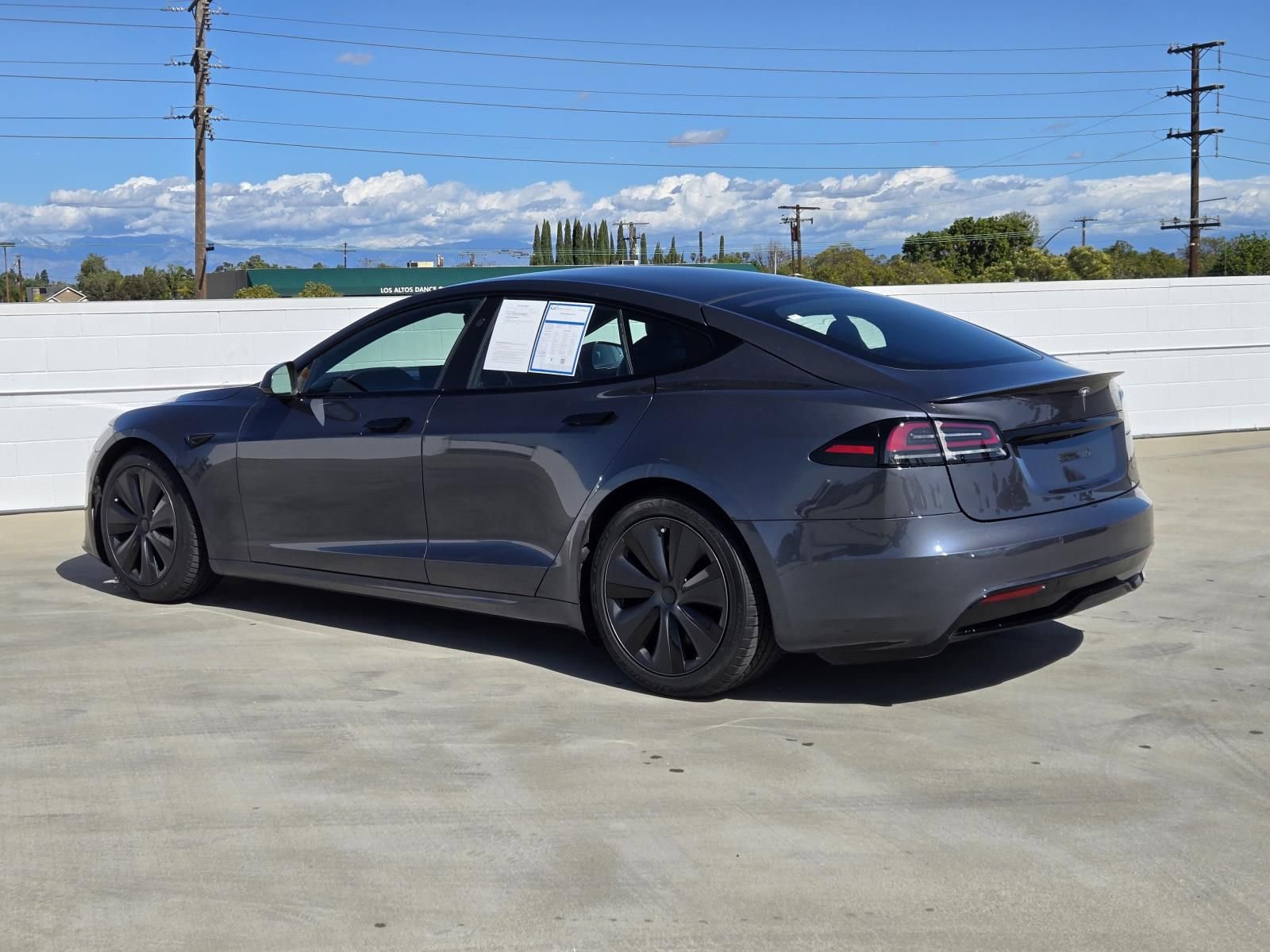 Used 2022 Tesla Model S Plaid image 6
