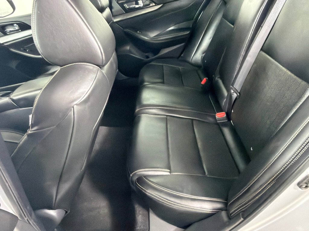 Used 2022 Nissan Maxima SV image 17
