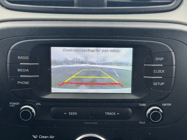 Used 2017 Kia Soul + image 19