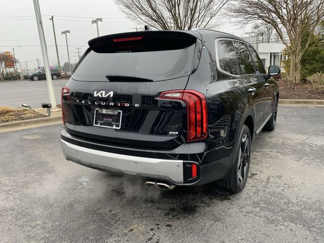 Used 2023 Kia Telluride S image 8