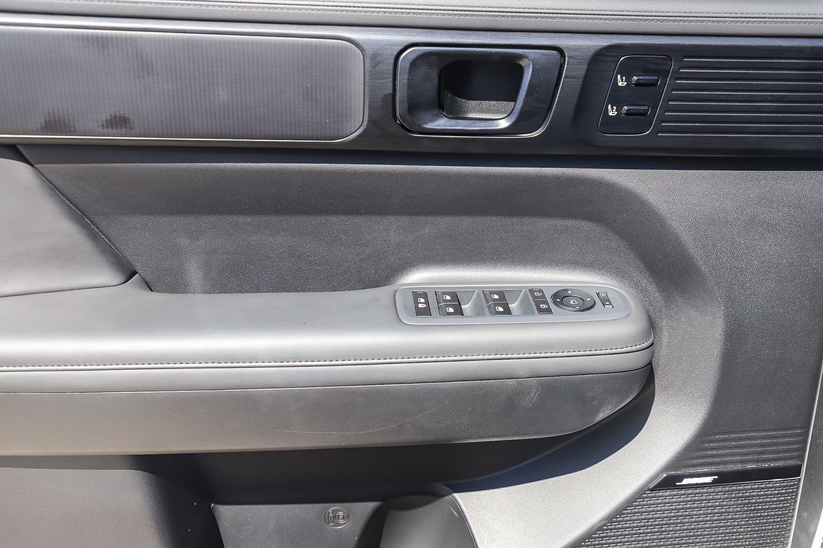 Used 2025 Hyundai Santa Fe Calligraphy AWD/4WD image 20