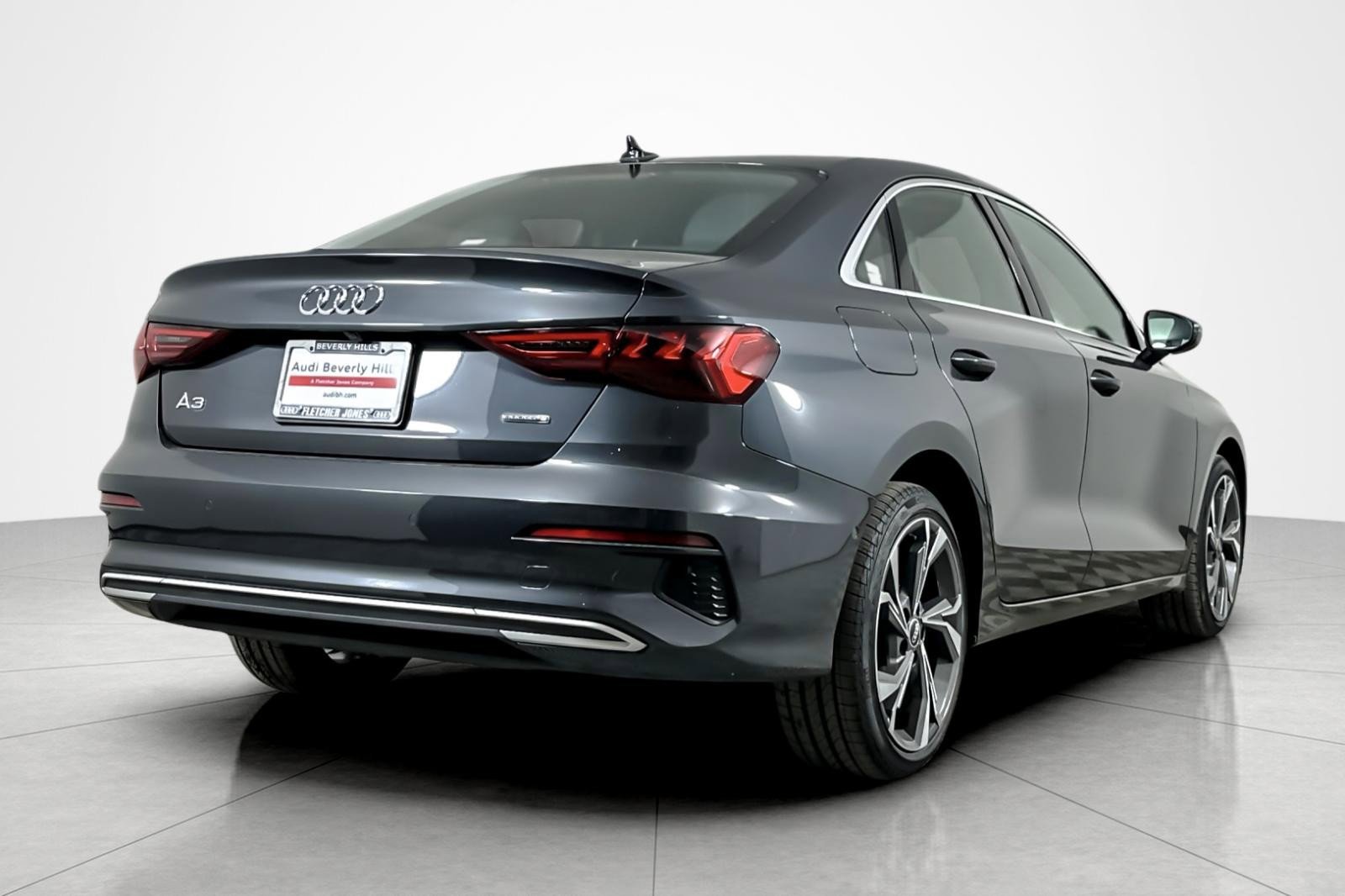 Used 2022 Audi A3 2.0T Premium image 5