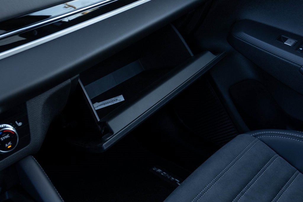 Used 2025 Mitsubishi Outlander SE image 30