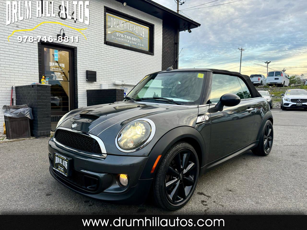 Used 2014 MINI Cooper S image 1