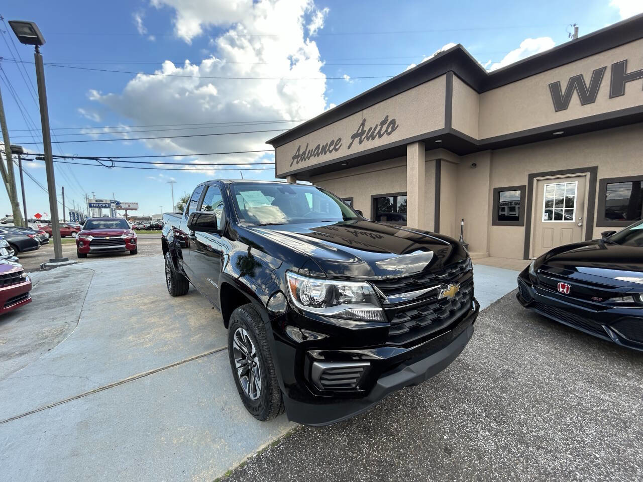 Used 2022 Chevrolet Colorado LT w/ Fleet Safety Package image 1
