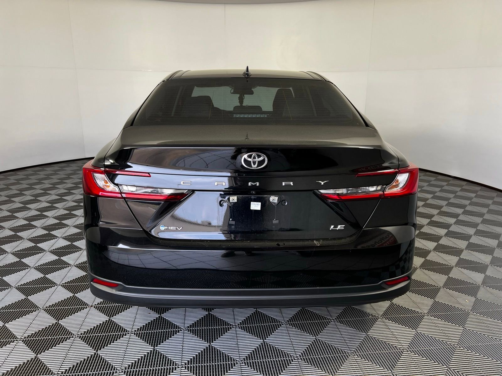 Certified 2025 Toyota Camry LE image 6