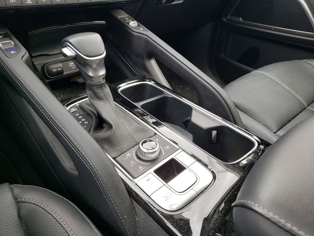 Used 2025 Kia Telluride EX w/ EX Captain's Chair Package image 23