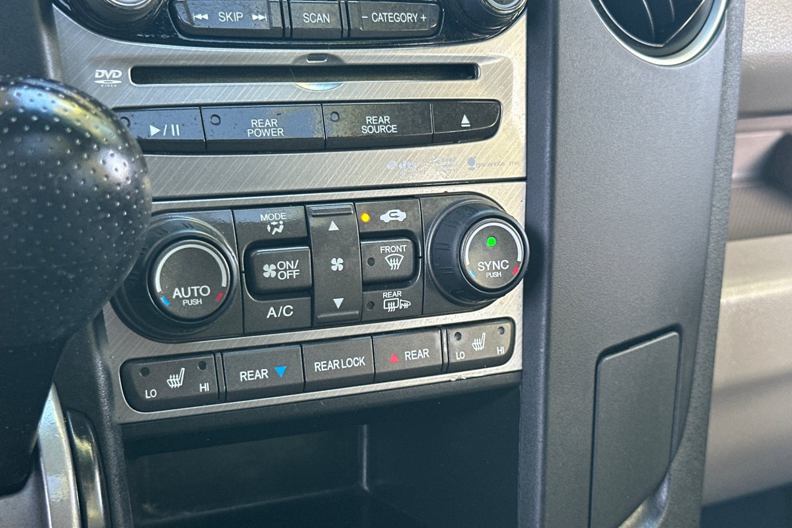 Used 2012 Honda Pilot Touring image 19