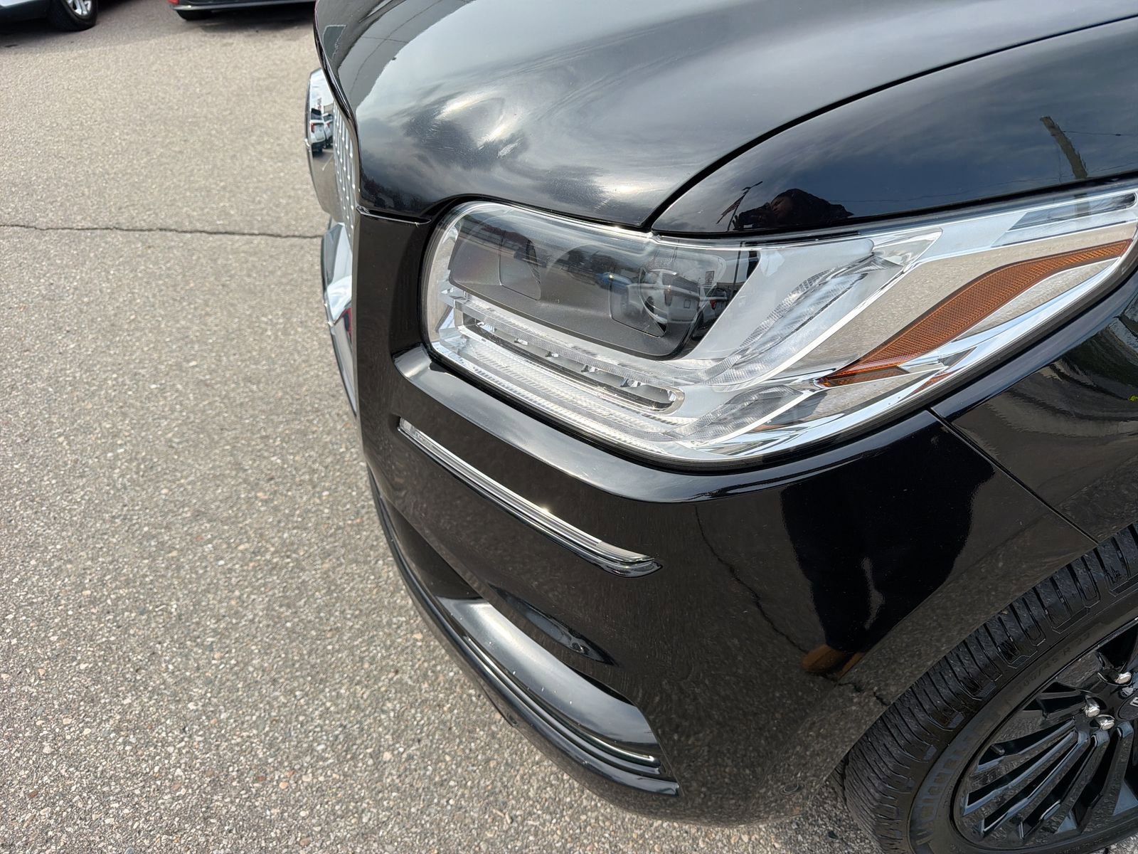 Used 2019 Lincoln Navigator L Reserve AWD/4WD image 15