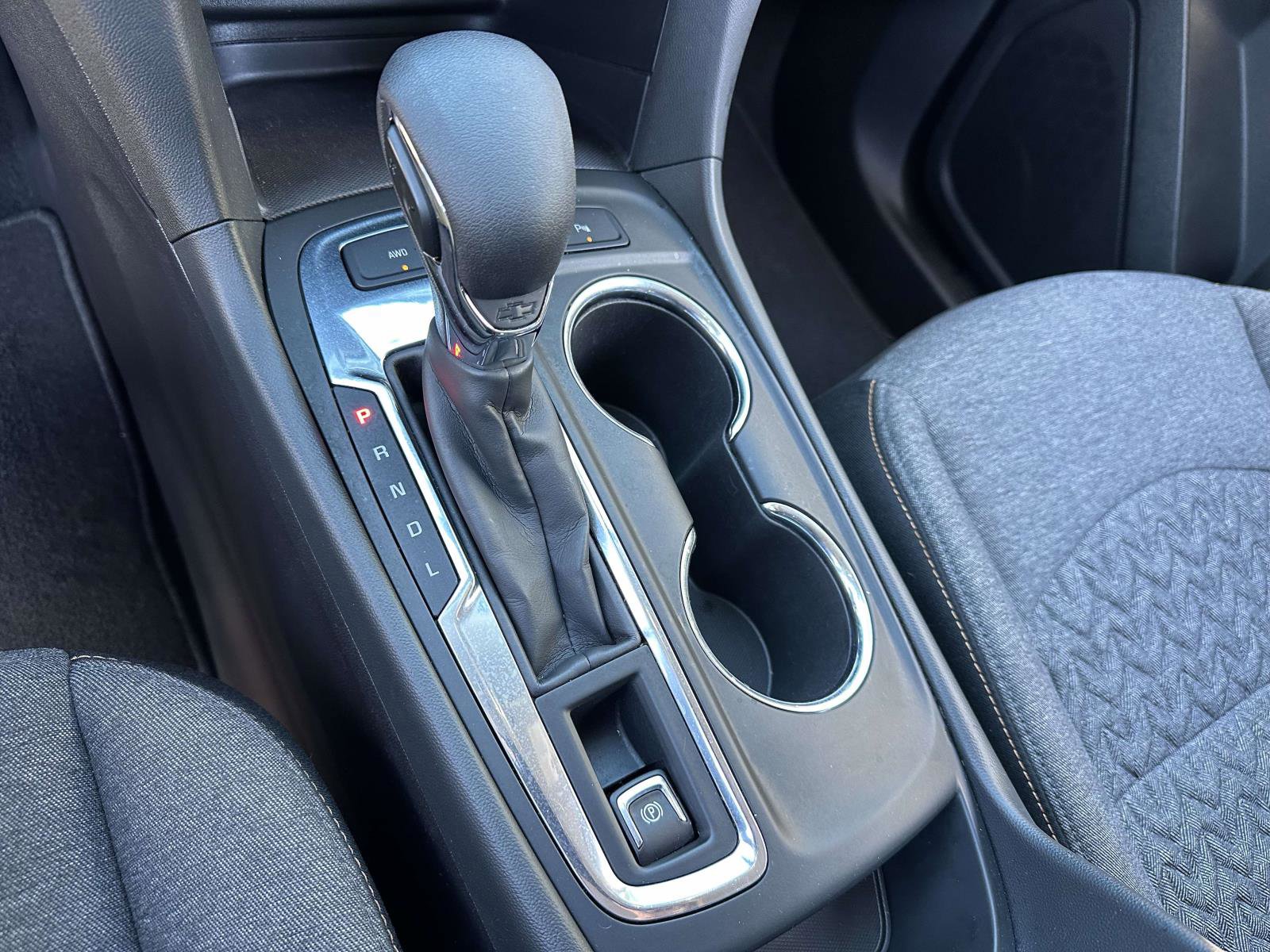 Used 2022 Chevrolet Equinox LT image 31