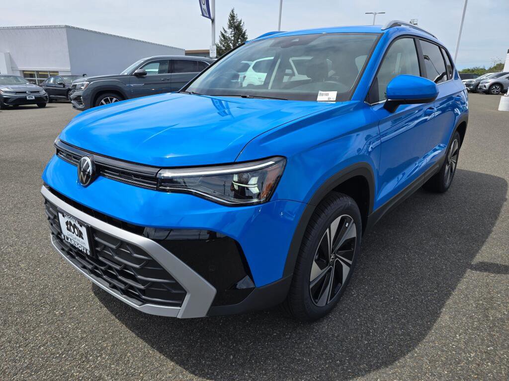 New 2026 Volkswagen Taos SE AWD/4WD image 7