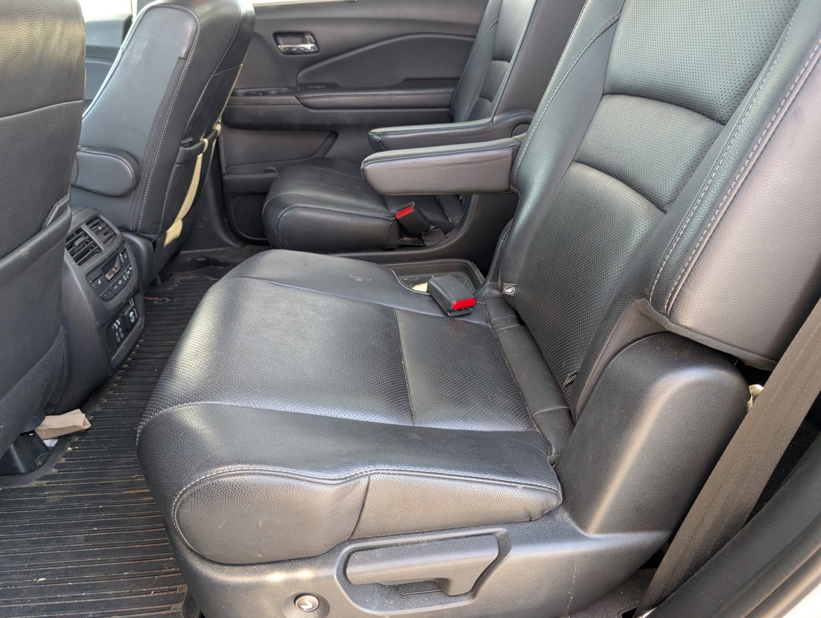 Used 2019 Honda Pilot Elite image 7