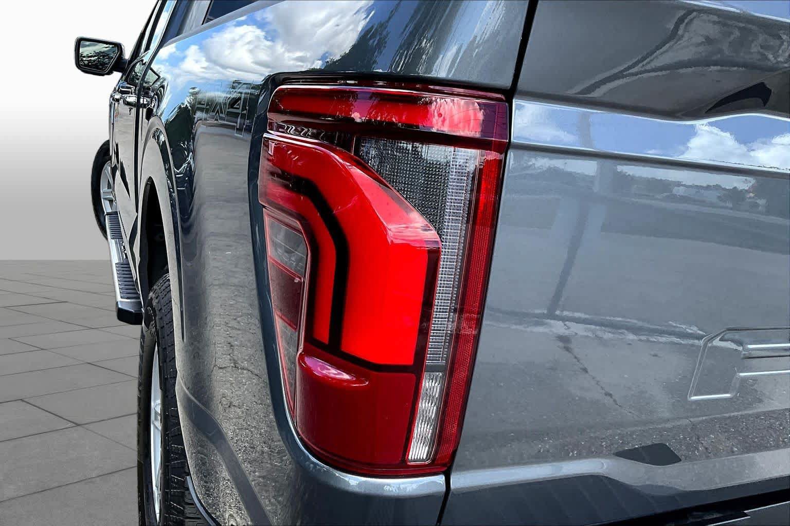 Used 2025 Ford F150 Lariat AWD/4WD image 53