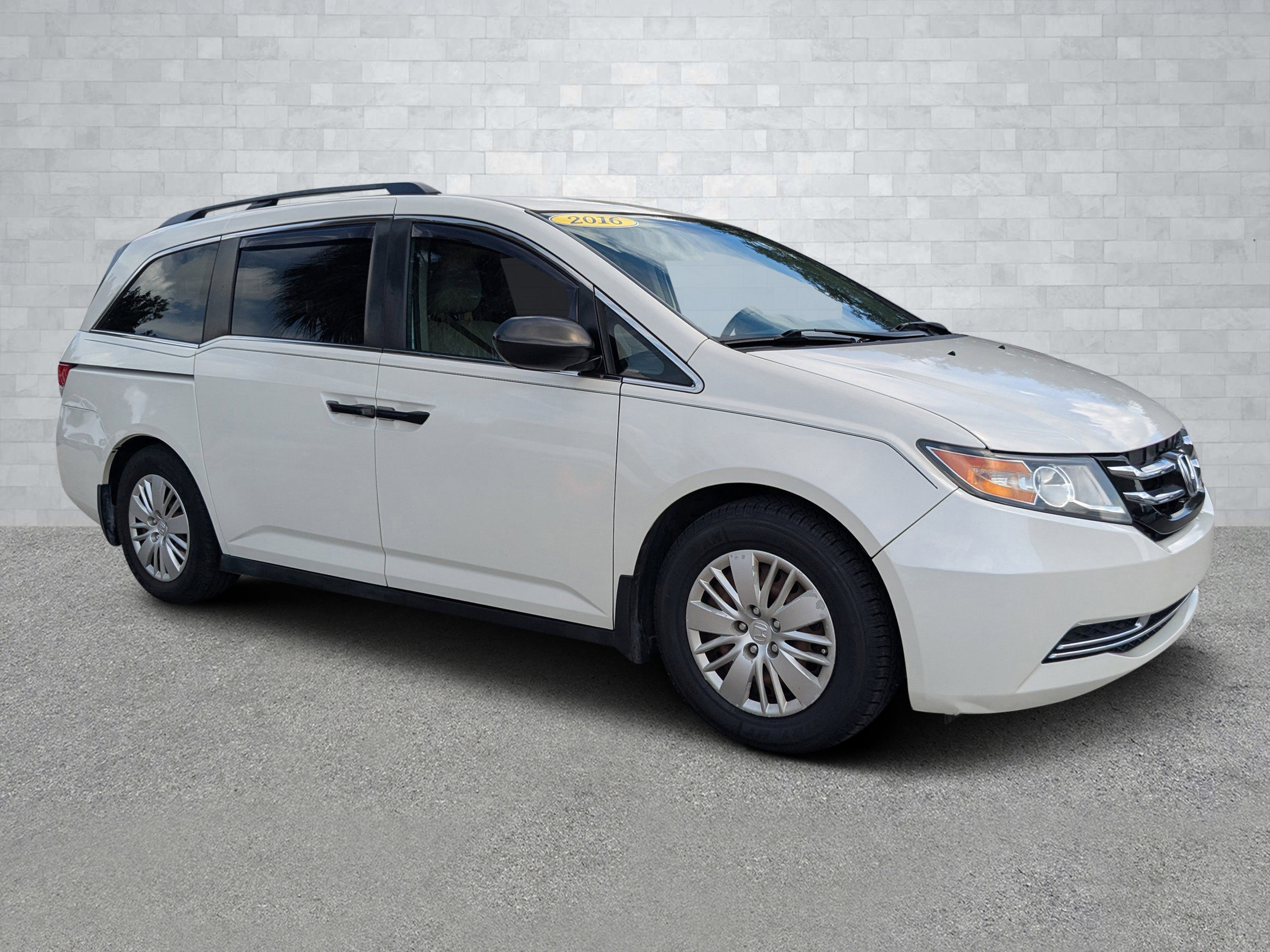 Used 2016 Honda Odyssey LX