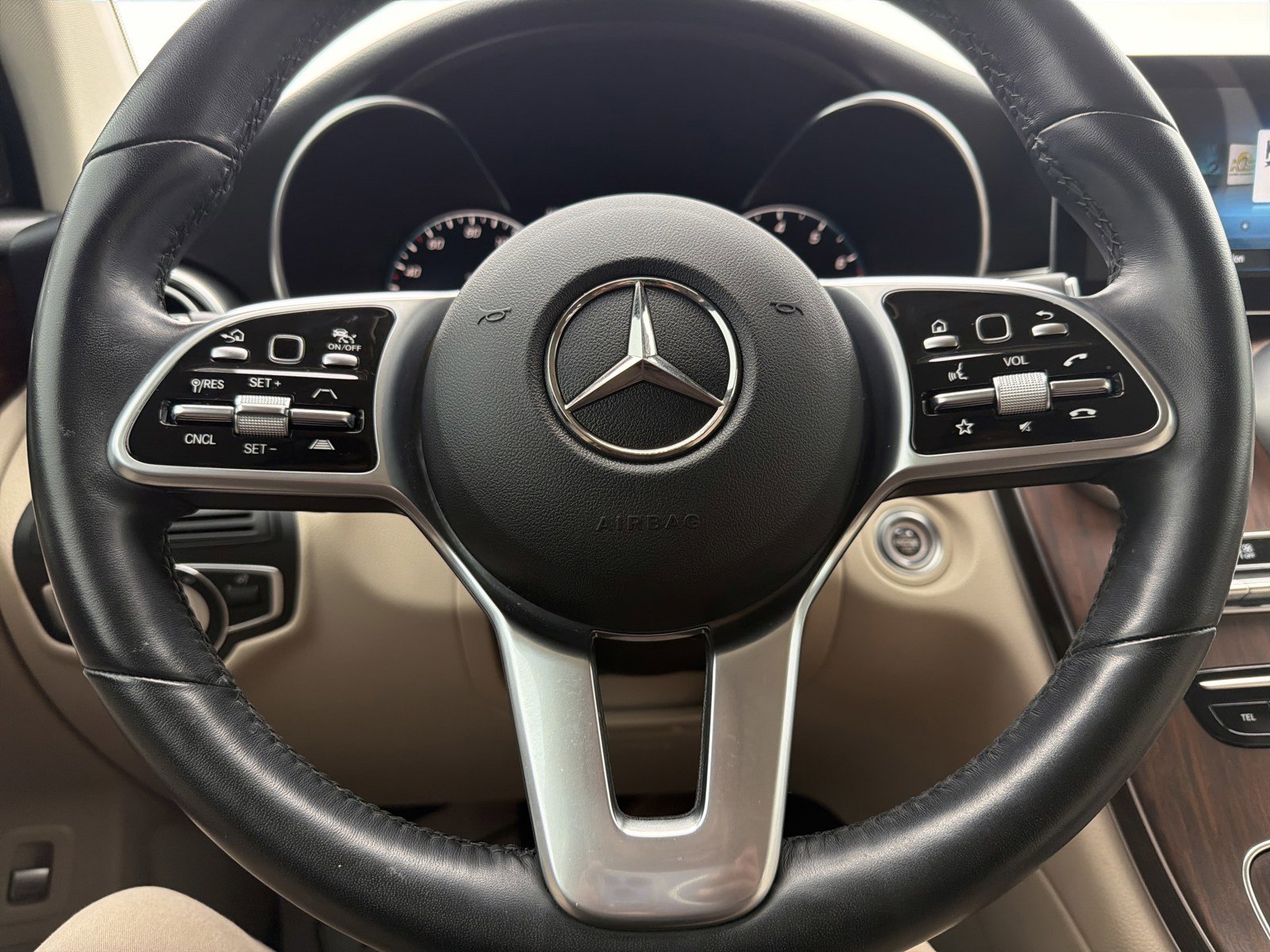 Used 2022 Mercedes-Benz GLC 300 GLC 300 image 24