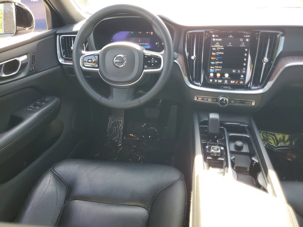 Certified 2023 Volvo S60 B5 Plus FWD image 15