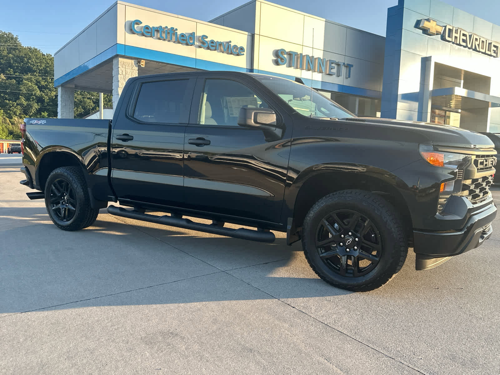 New 2025 Chevrolet Silverado 1500 Custom w/ Turbomax Blackout Package