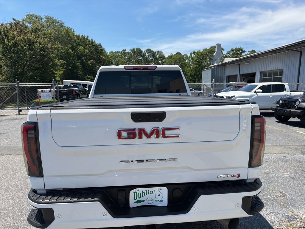 Used 2024 GMC Sierra 2500 AT4 w/ AT4 Premium Plus Package AWD/4WD image 5