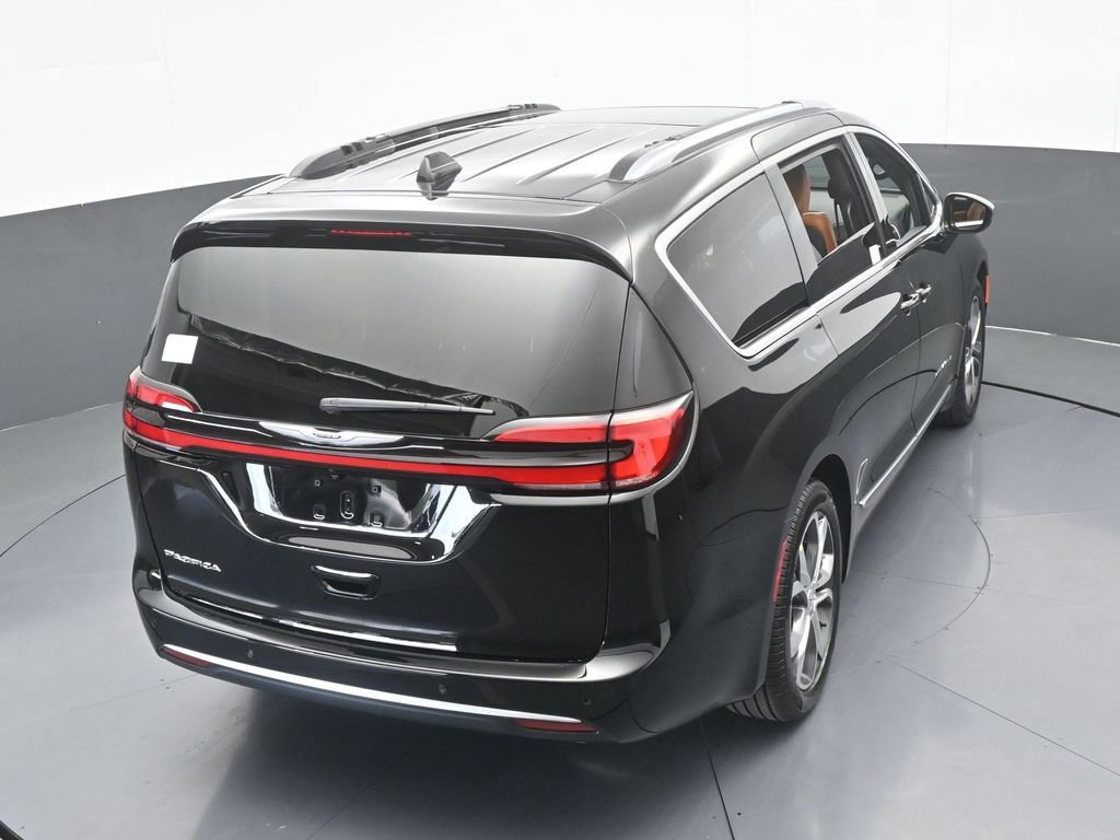 New 2026 Chrysler Pacifica Pinnacle image 60