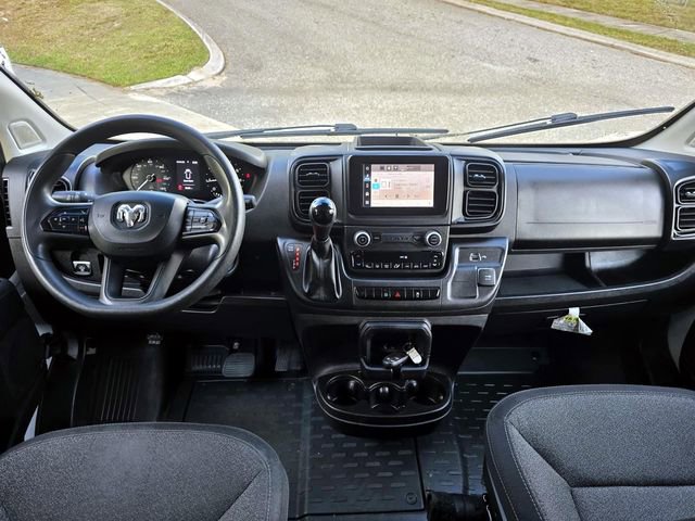 Used 2024 RAM ProMaster 2500 w/ Convenience Group FWD image 9