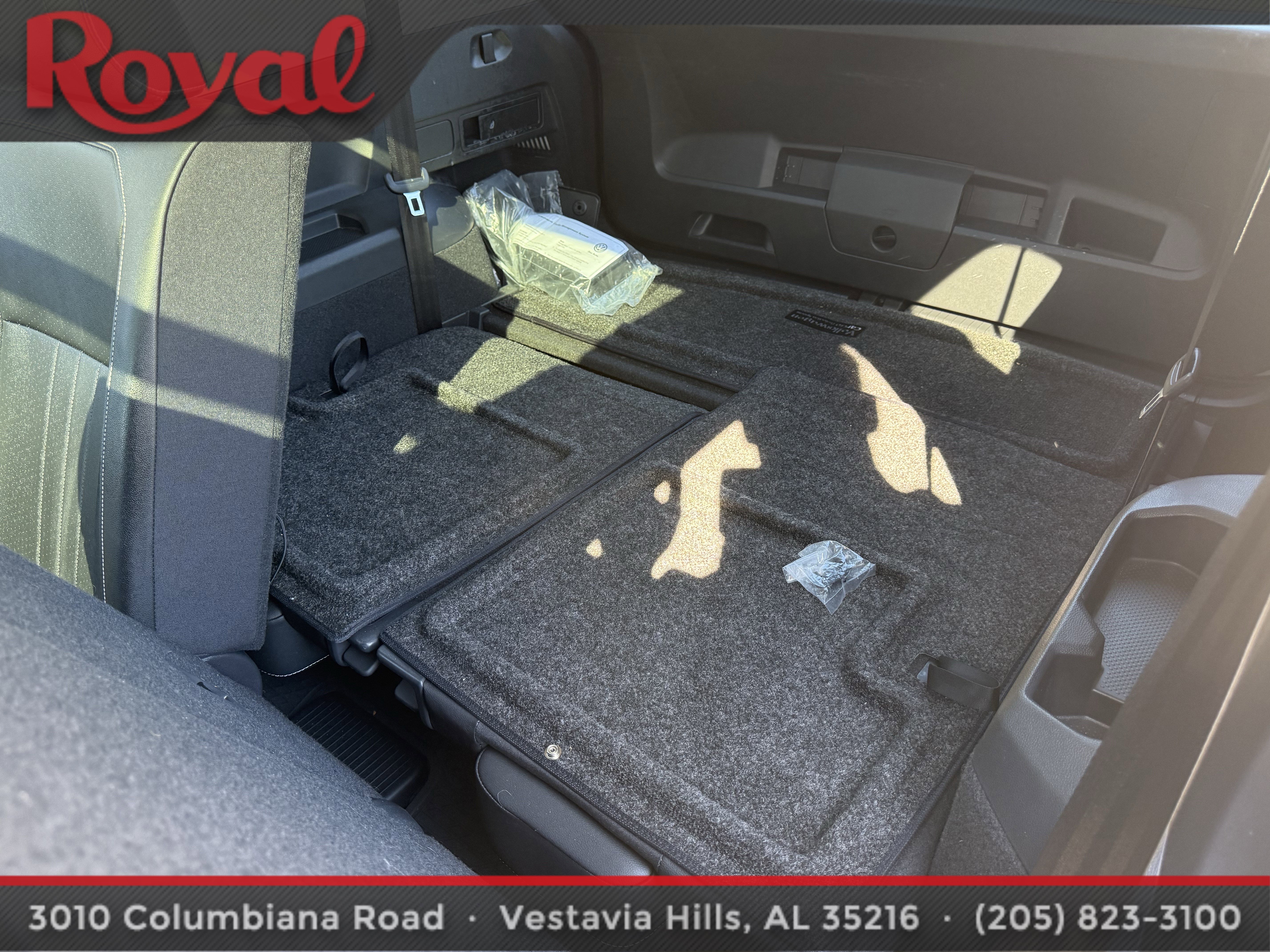 Certified 2022 Volkswagen Tiguan SE w/ Panoramic Sunroof Package image 13