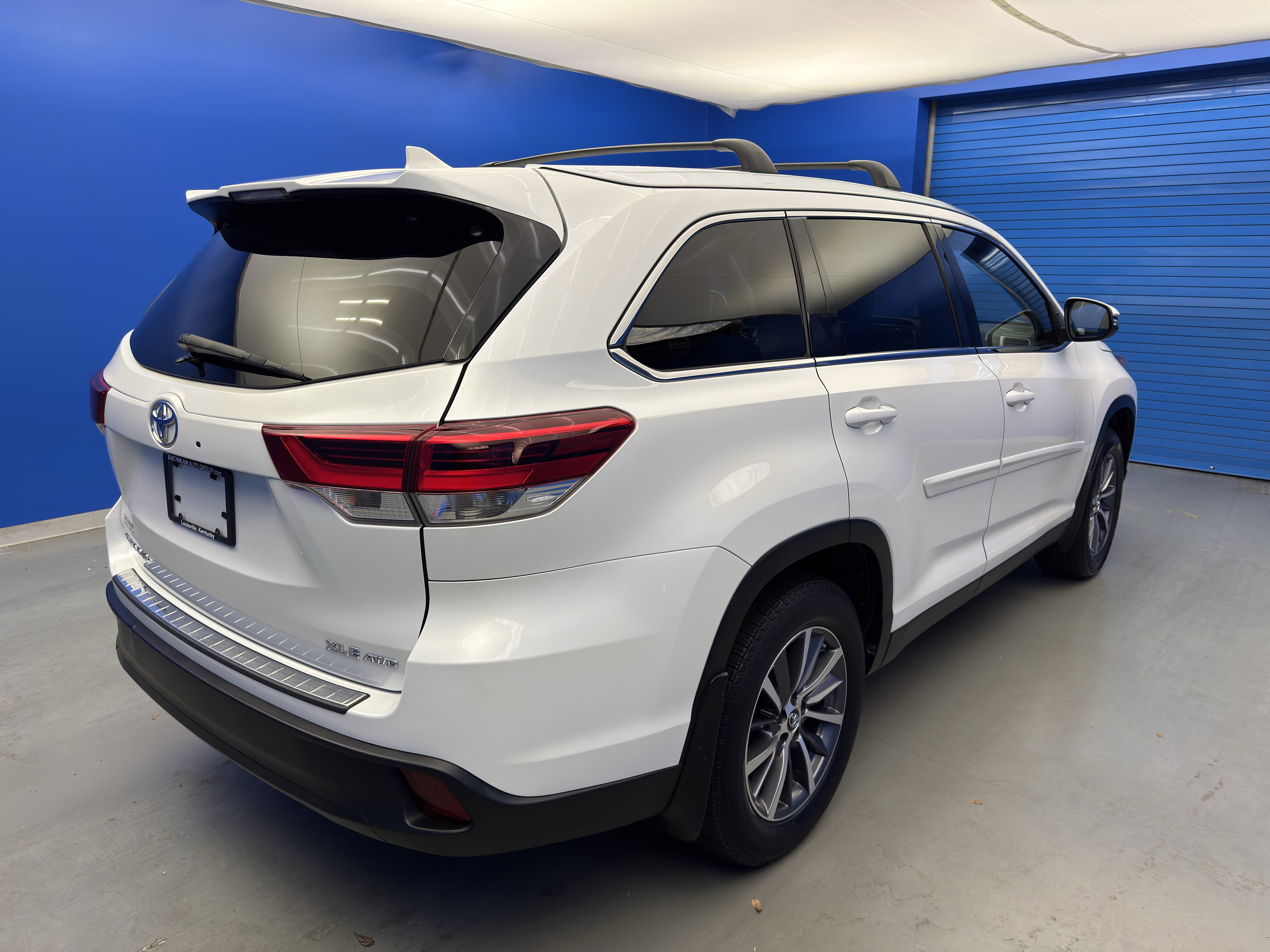 Used 2019 Toyota Highlander XLE image 7