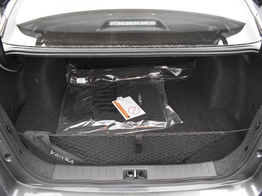 New 2025 Nissan Versa SV w/ Trunk Package image 33