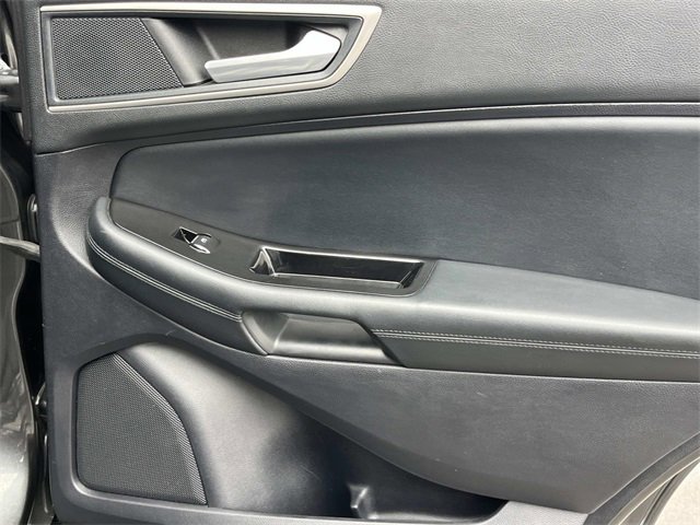 Used 2019 Ford Edge SEL w/ Equipment Group 201A image 22